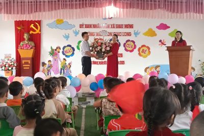 TRƯỜNG MN GIAO LONG TỔ CHỨC NGÀY HỘI ĐẾN TRƯỜNG CỦA BÉ NĂM HỌC 2025-2026